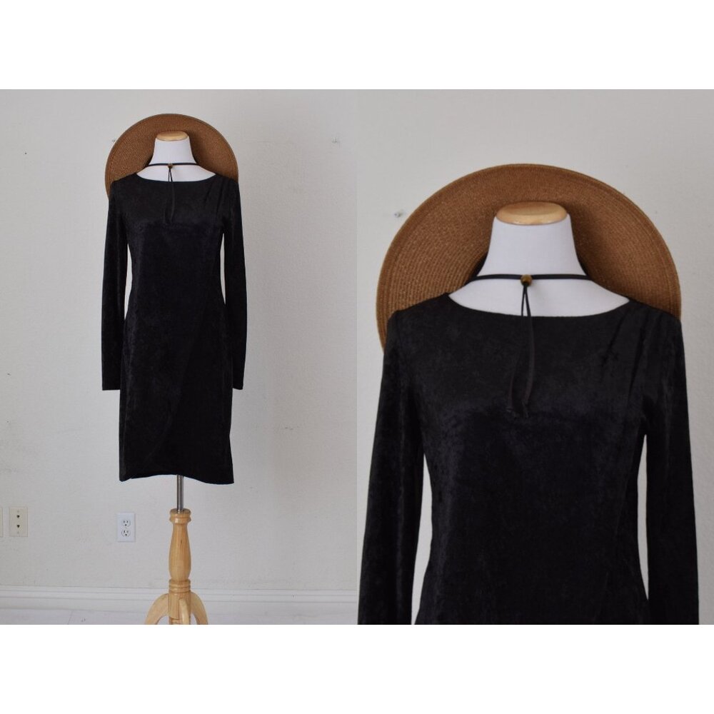 Vintage 90s Black Velvety Dress by Curations‎ size M